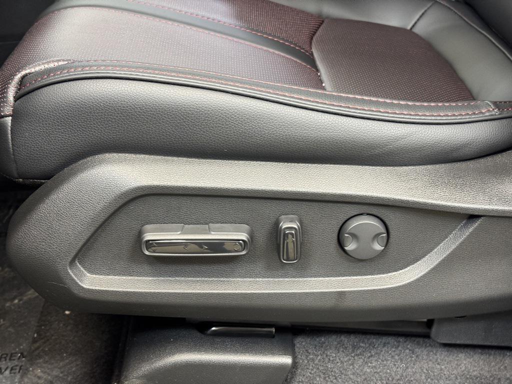 new 2026 Honda Pilot car, priced at $51,985