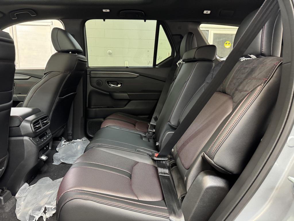 new 2026 Honda Pilot car, priced at $51,985