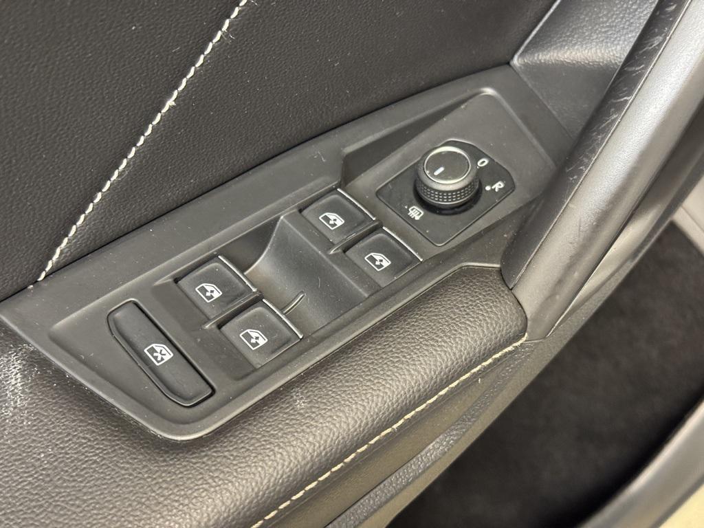 used 2022 Volkswagen Tiguan car, priced at $17,996