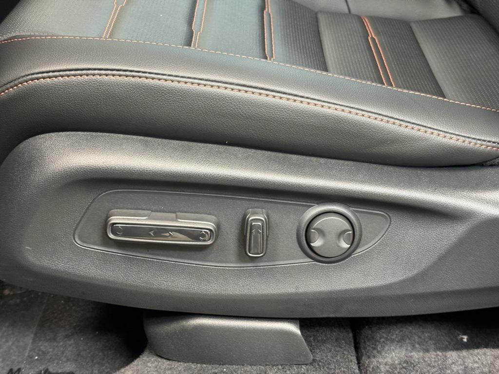 new 2026 Honda CR-V Hybrid car, priced at $39,585