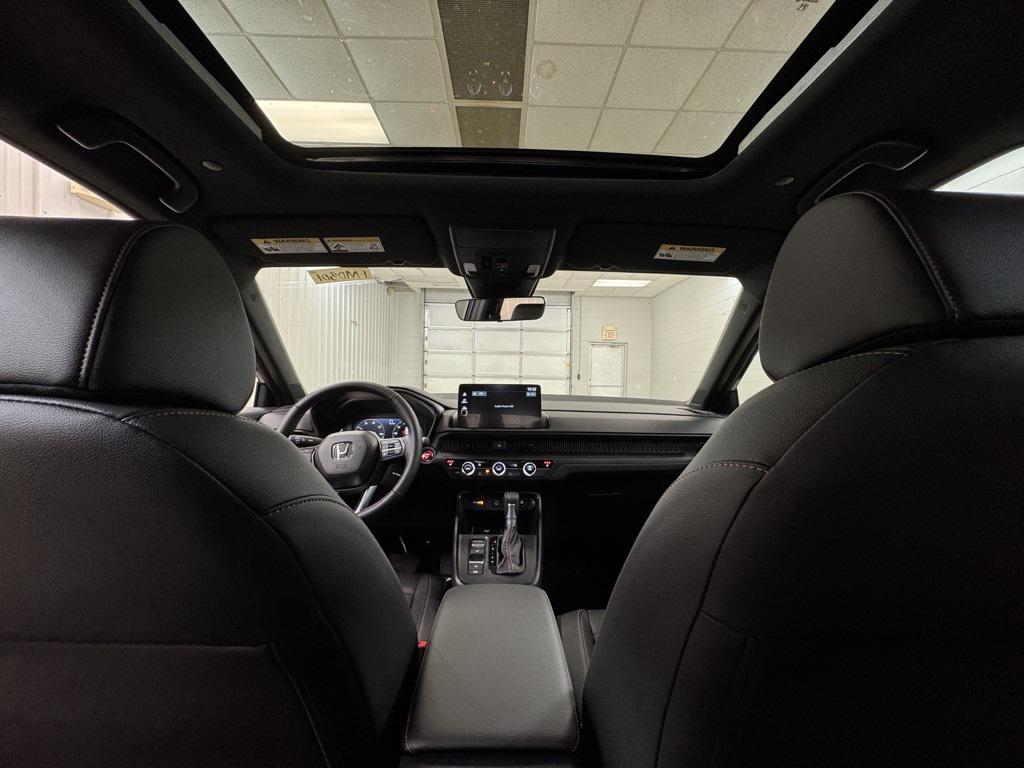 new 2026 Honda CR-V Hybrid car, priced at $39,585