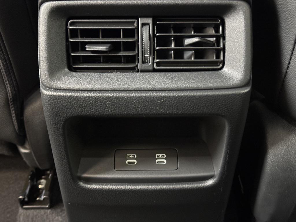 new 2026 Honda CR-V Hybrid car, priced at $39,585