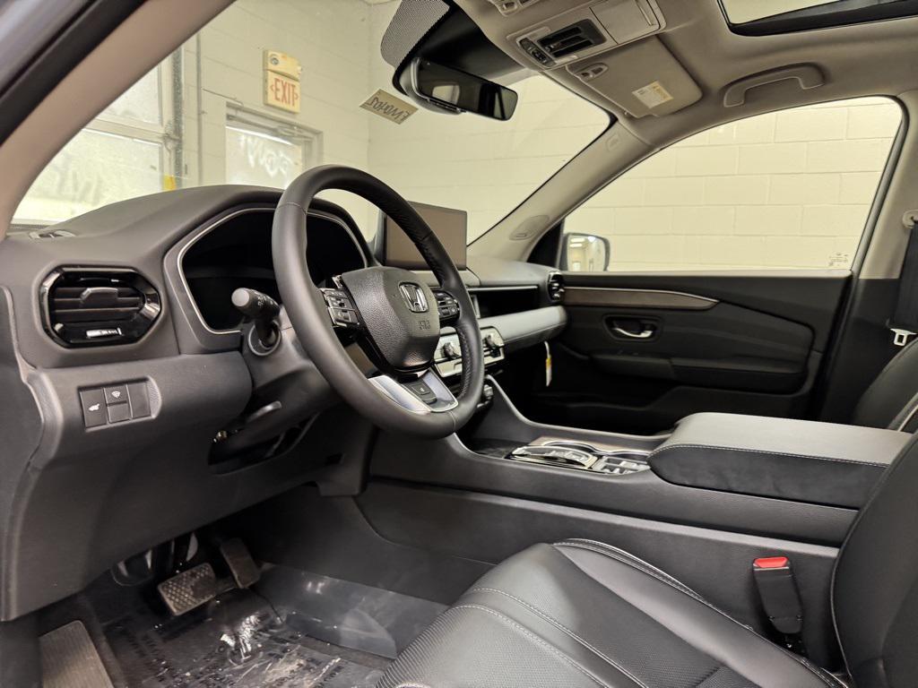 new 2026 Honda Pilot car, priced at $51,595