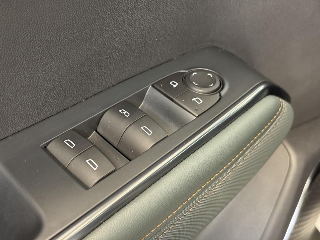 used 2025 GMC Acadia car, priced at $47,241