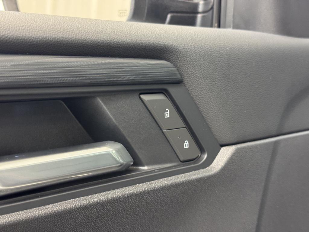 used 2025 GMC Acadia car, priced at $47,241