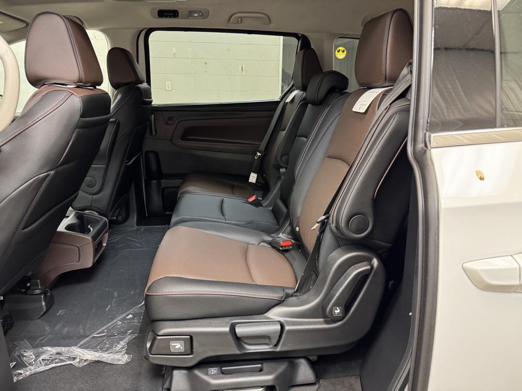 new 2026 Honda Odyssey car, priced at $49,940