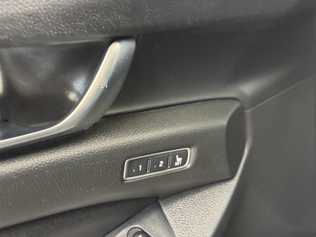 used 2022 Honda Accord Hybrid car, priced at $23,084