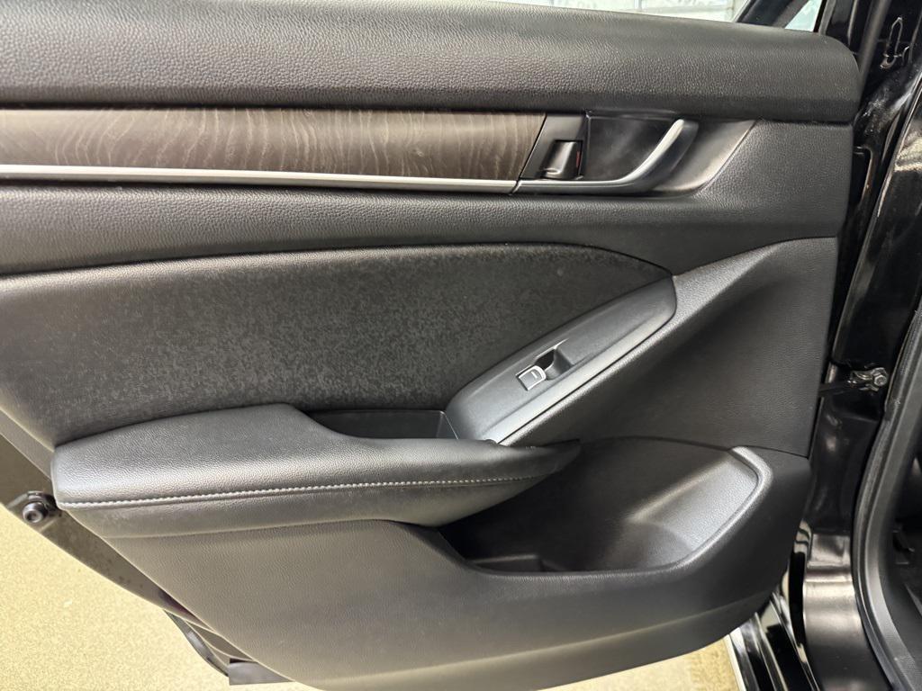 used 2022 Honda Accord Hybrid car, priced at $23,084