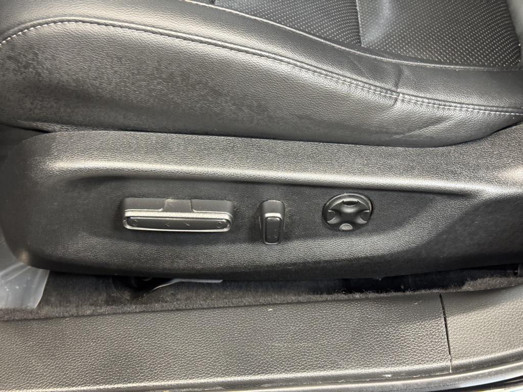 used 2022 Honda Accord Hybrid car, priced at $23,084