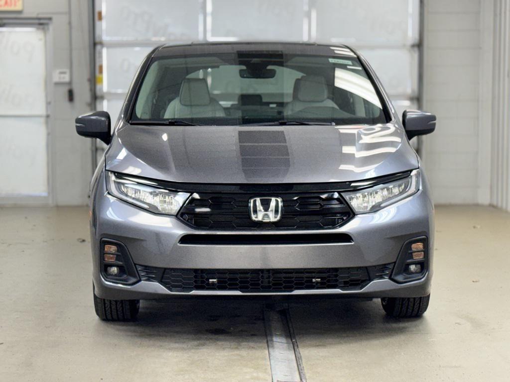 new 2026 Honda Odyssey car, priced at $45,333