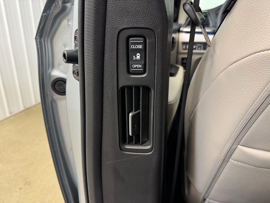 new 2026 Honda Odyssey car, priced at $45,335