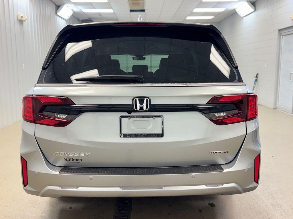 new 2026 Honda Odyssey car, priced at $45,335