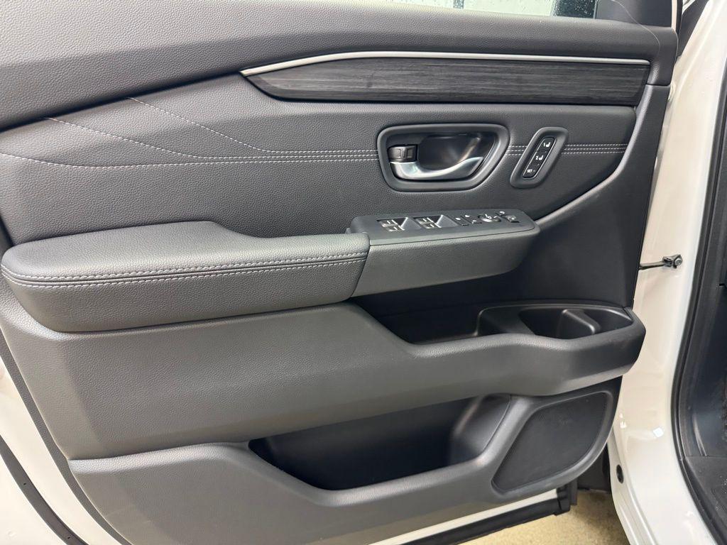 new 2026 Honda Pilot car, priced at $50,195