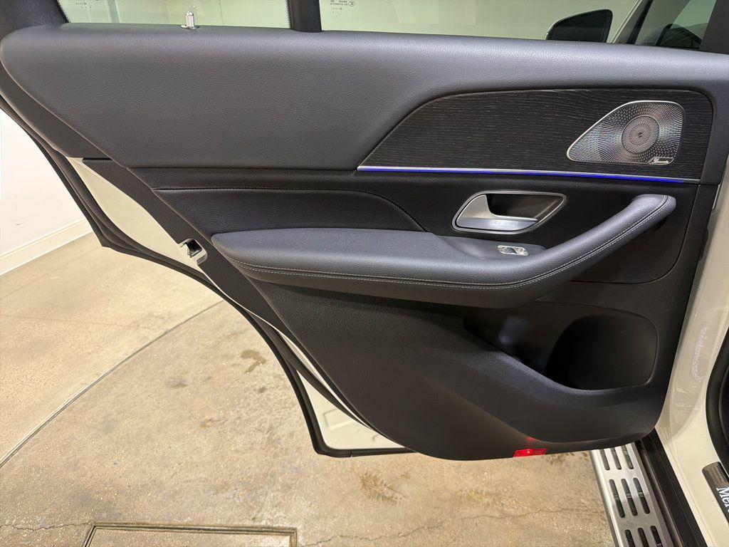 used 2023 Mercedes-Benz GLE 450 car, priced at $53,995