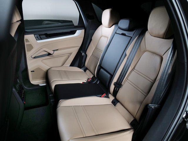 new 2025 Porsche Cayenne car, priced at $131,045