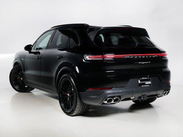 new 2025 Porsche Cayenne car, priced at $131,045