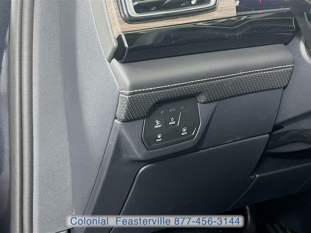 new 2026 Volkswagen Atlas car, priced at $51,877