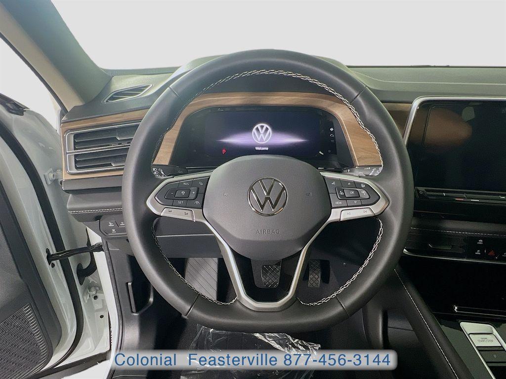 new 2026 Volkswagen Atlas car, priced at $44,573