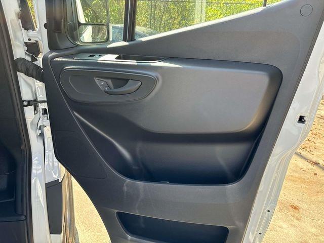 new 2025 Mercedes-Benz Sprinter 2500 car