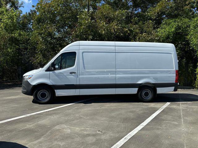 new 2025 Mercedes-Benz Sprinter 2500 car