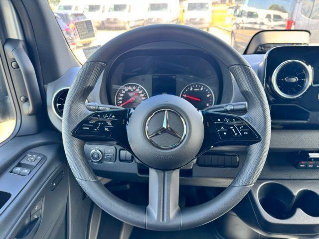 new 2025 Mercedes-Benz Sprinter 2500 car