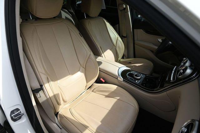 used 2019 Mercedes-Benz GLC 300 car, priced at $21,520