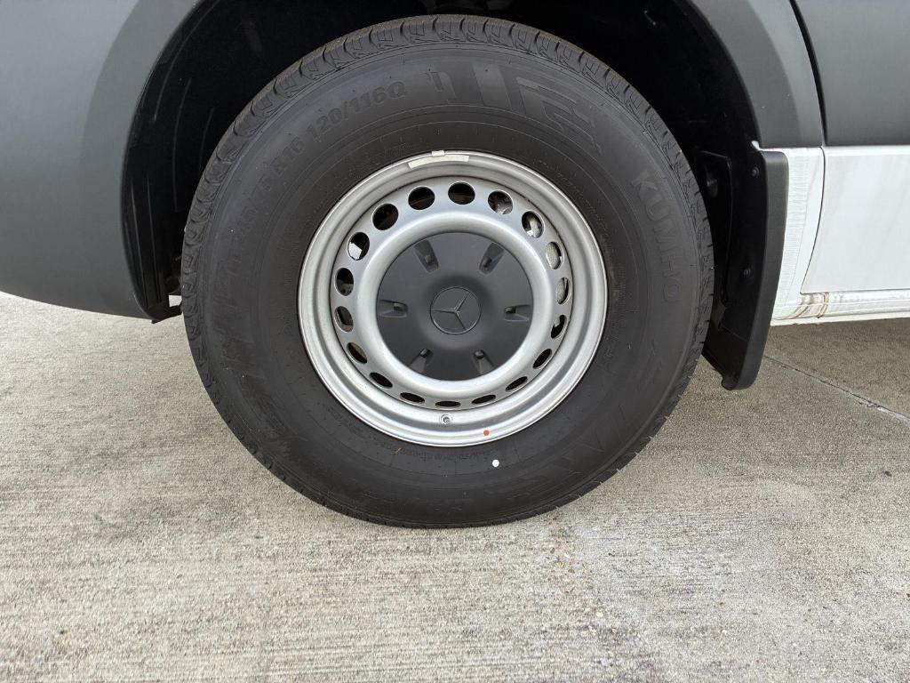 new 2025 Mercedes-Benz Sprinter 2500 car