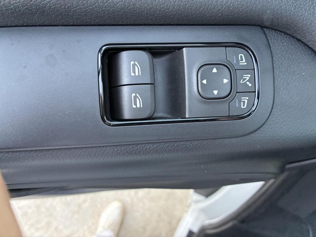 new 2025 Mercedes-Benz Sprinter 2500 car