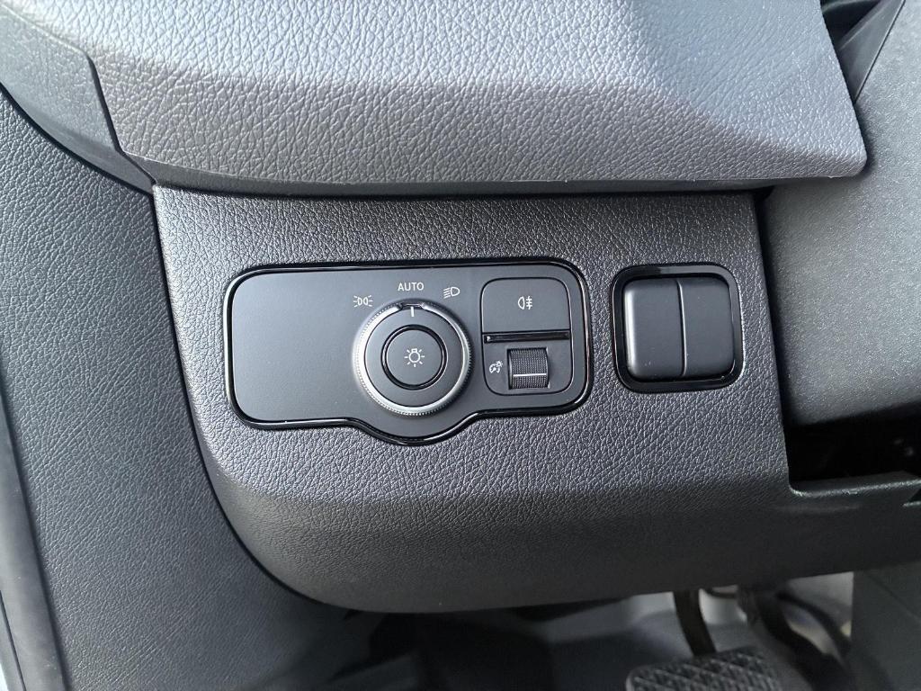 new 2025 Mercedes-Benz Sprinter 2500 car