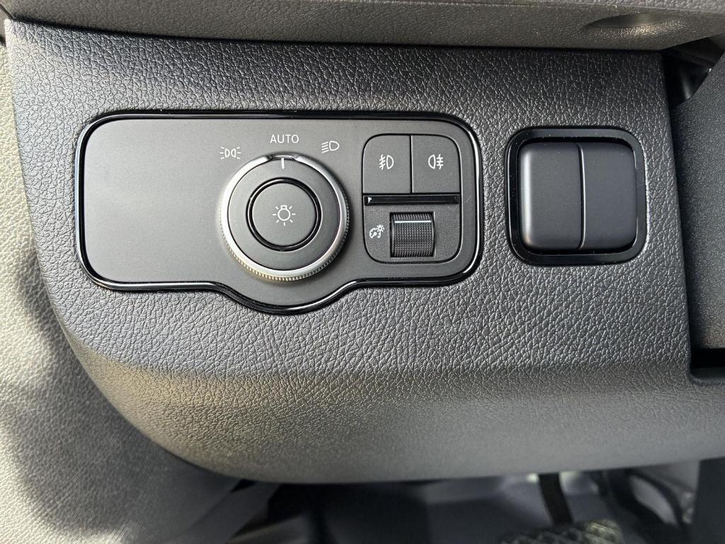 new 2025 Mercedes-Benz Sprinter 2500 car