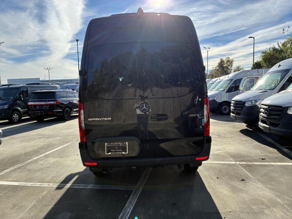new 2025 Mercedes-Benz Sprinter 2500 car