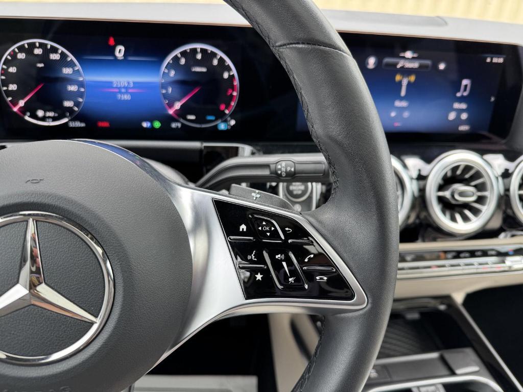 used 2025 Mercedes-Benz GLA 250 car, priced at $45,261