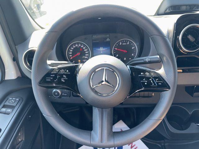 new 2025 Mercedes-Benz Sprinter 2500 car