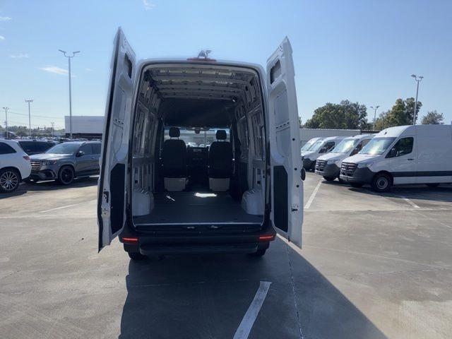 new 2025 Mercedes-Benz Sprinter 2500 car