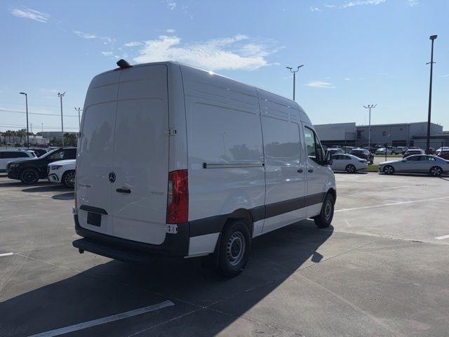 new 2025 Mercedes-Benz Sprinter 2500 car