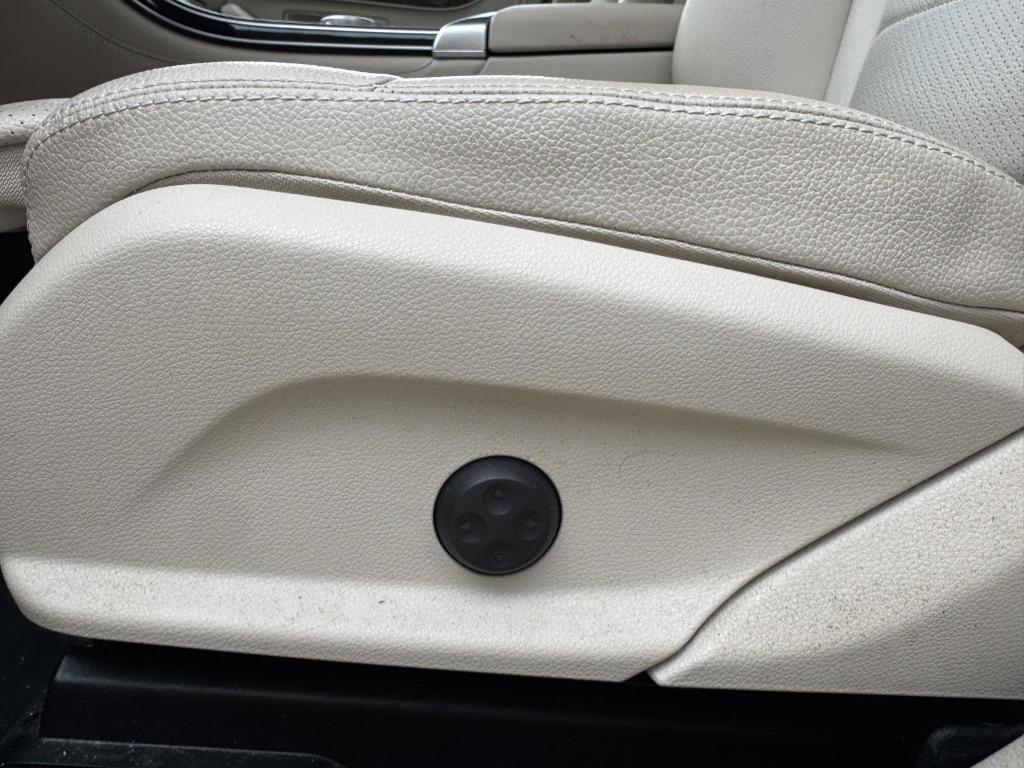 used 2019 Mercedes-Benz GLC 300 car, priced at $26,511