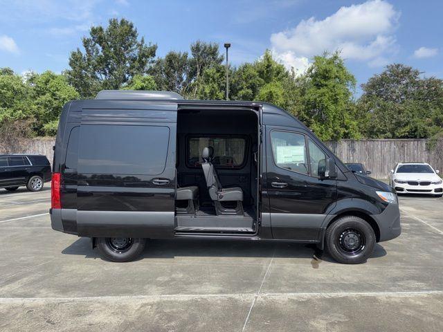 new 2025 Mercedes-Benz Sprinter 2500 car