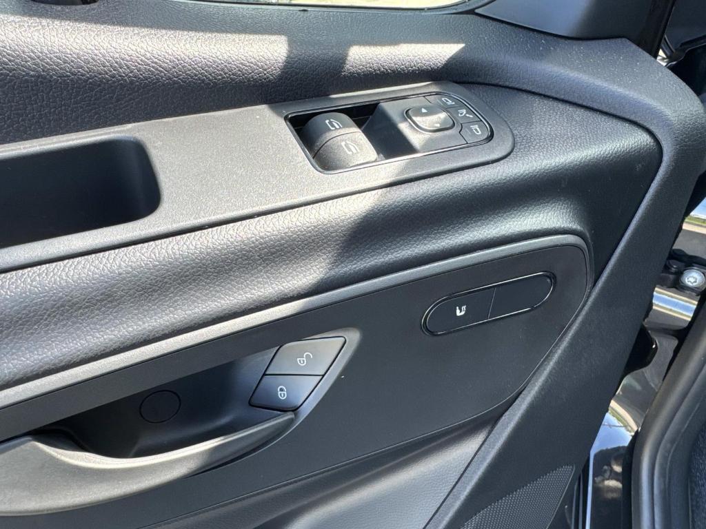 new 2025 Mercedes-Benz Sprinter 2500 car