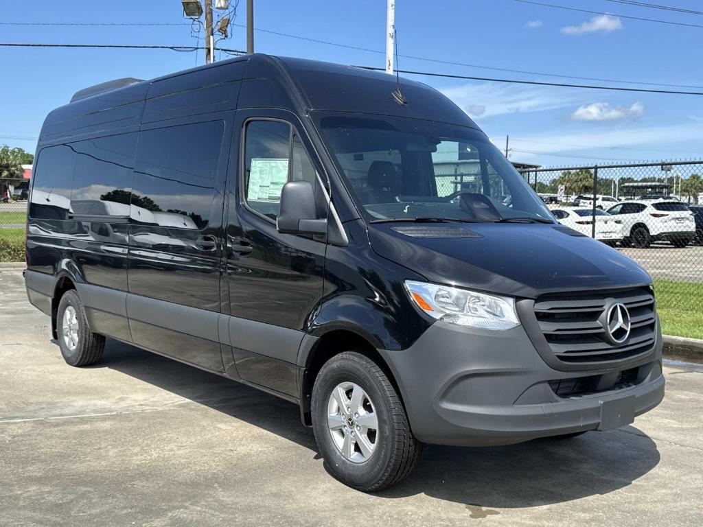 new 2025 Mercedes-Benz Sprinter 2500 car