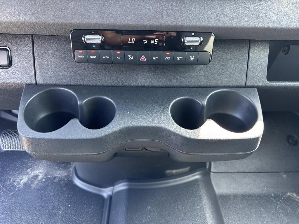 new 2025 Mercedes-Benz Sprinter 2500 car