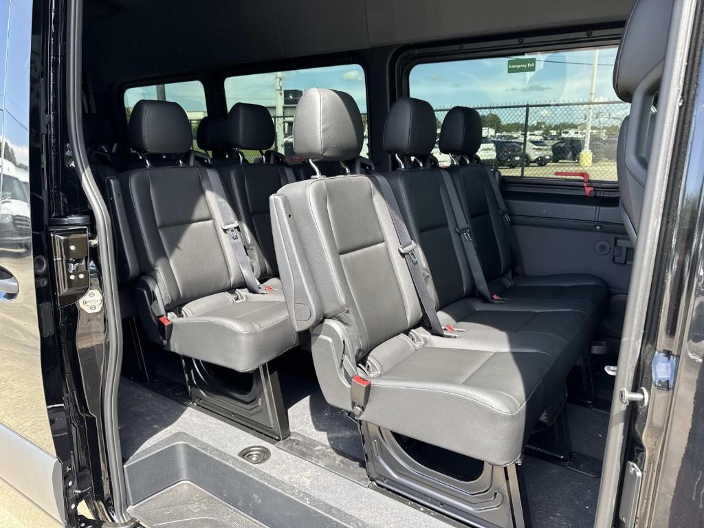 new 2025 Mercedes-Benz Sprinter 2500 car