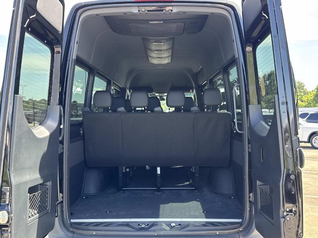 new 2025 Mercedes-Benz Sprinter 2500 car