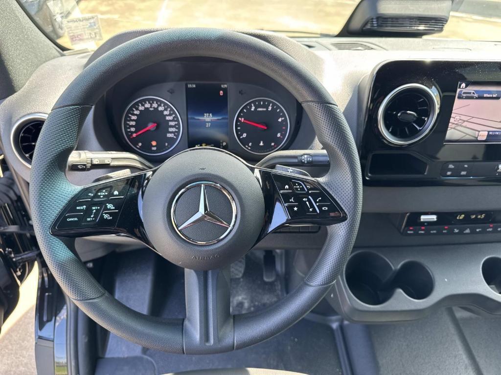 new 2025 Mercedes-Benz Sprinter 2500 car