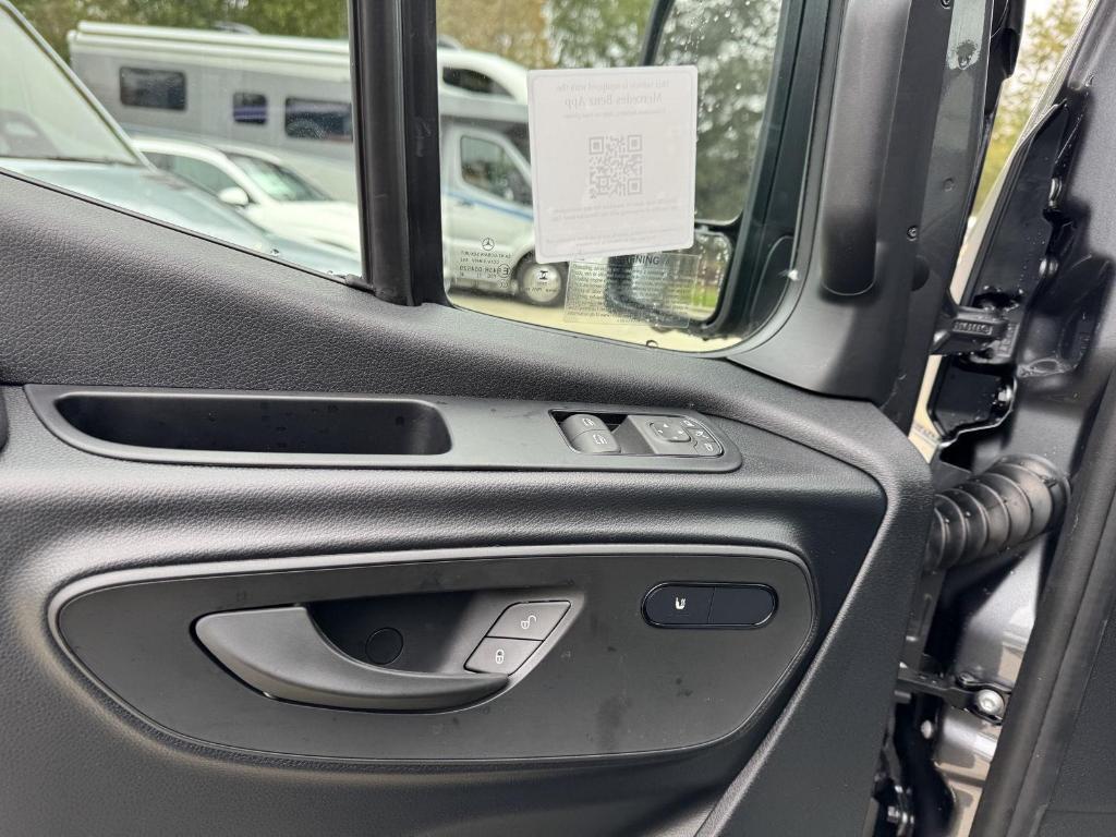 new 2026 Mercedes-Benz Sprinter 2500 car