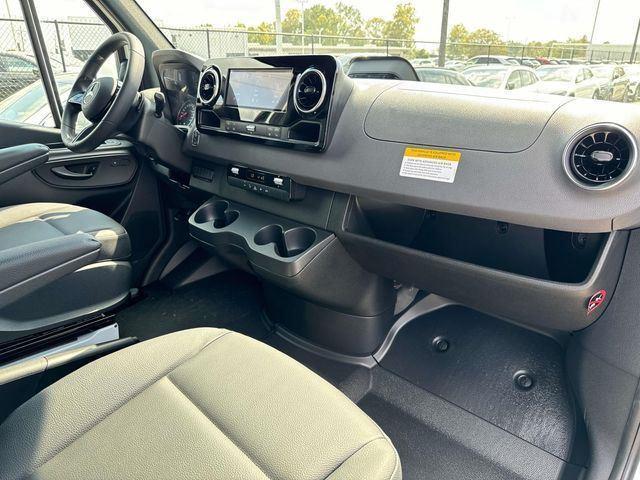 new 2025 Mercedes-Benz Sprinter 2500 car