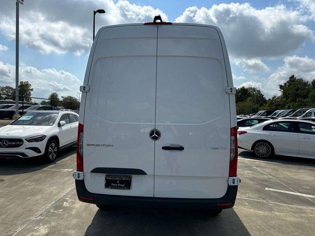 new 2025 Mercedes-Benz Sprinter 2500 car