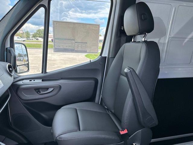 new 2025 Mercedes-Benz Sprinter 2500 car
