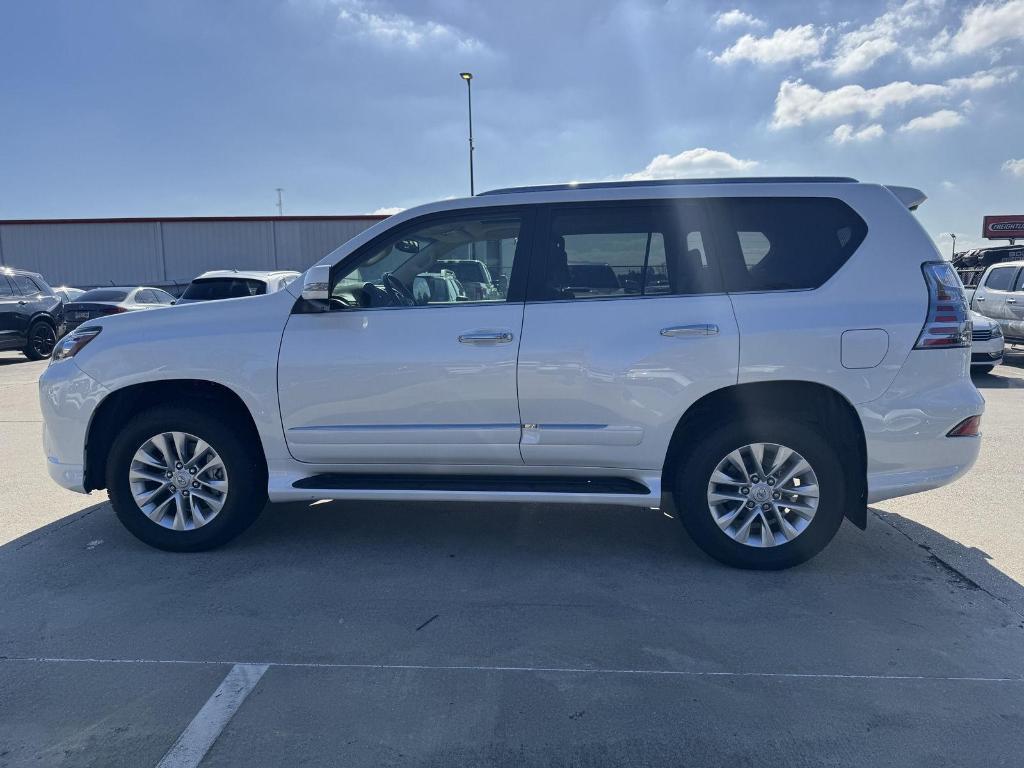 used 2019 Lexus GX 460 car, priced at $39,686