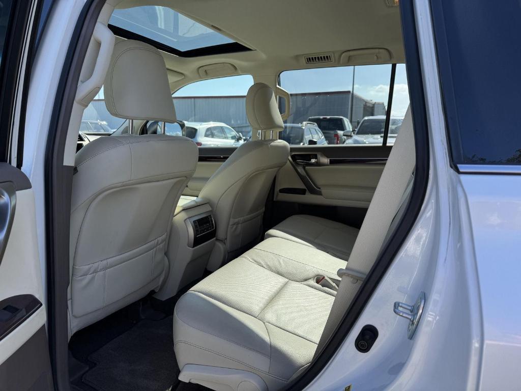 used 2019 Lexus GX 460 car, priced at $39,686