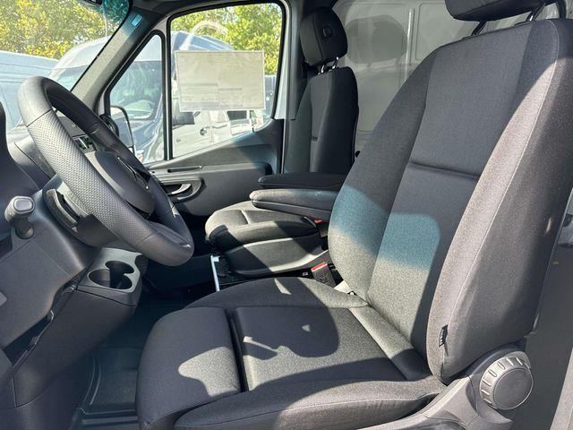 new 2025 Mercedes-Benz Sprinter 2500 car